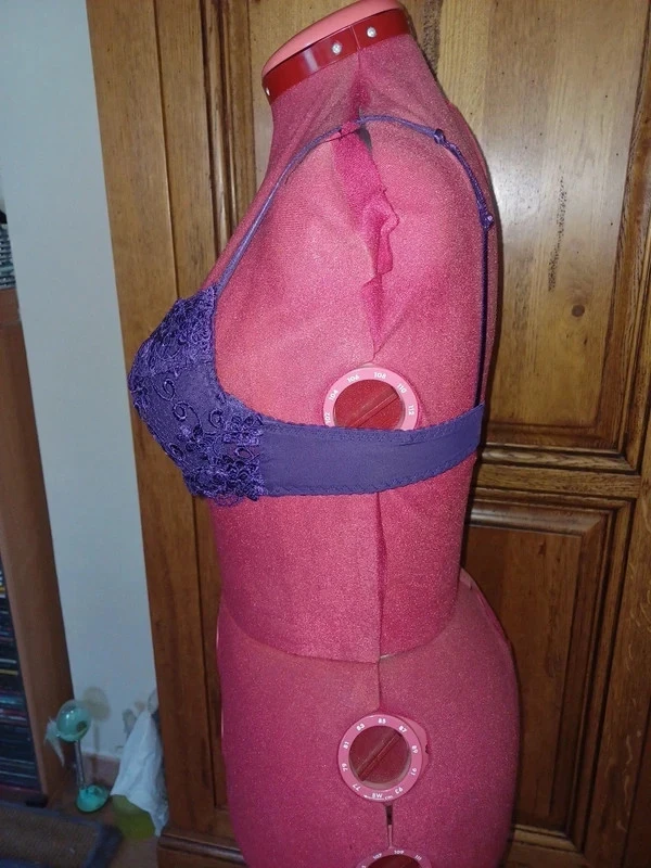 Sutiens de renda violeta – photo 4